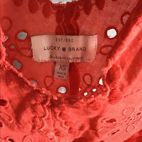 Summer staple coral red eyelet peasant top - Picture 3 of 10